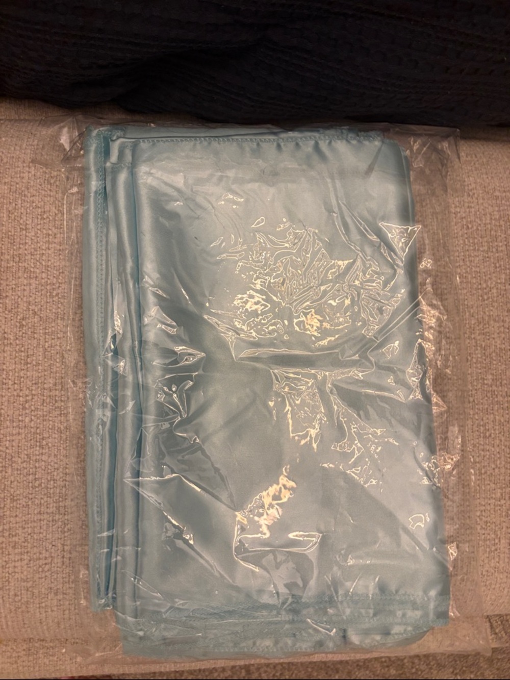 Light Blue Table Runners - Picture 7 of 9